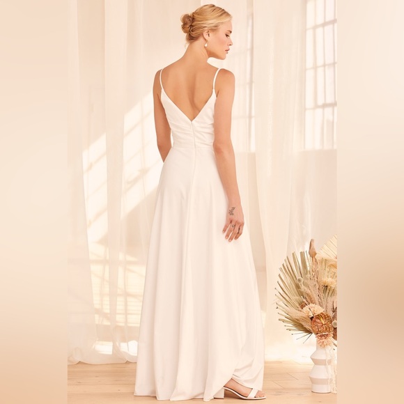 ❗️Lulu’s Choose Your Love White Surplice Sleeveless Maxi Dress - Picture 3 of 8